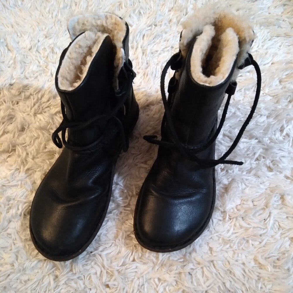 UGG Boots Black Leather Lined Lace Up